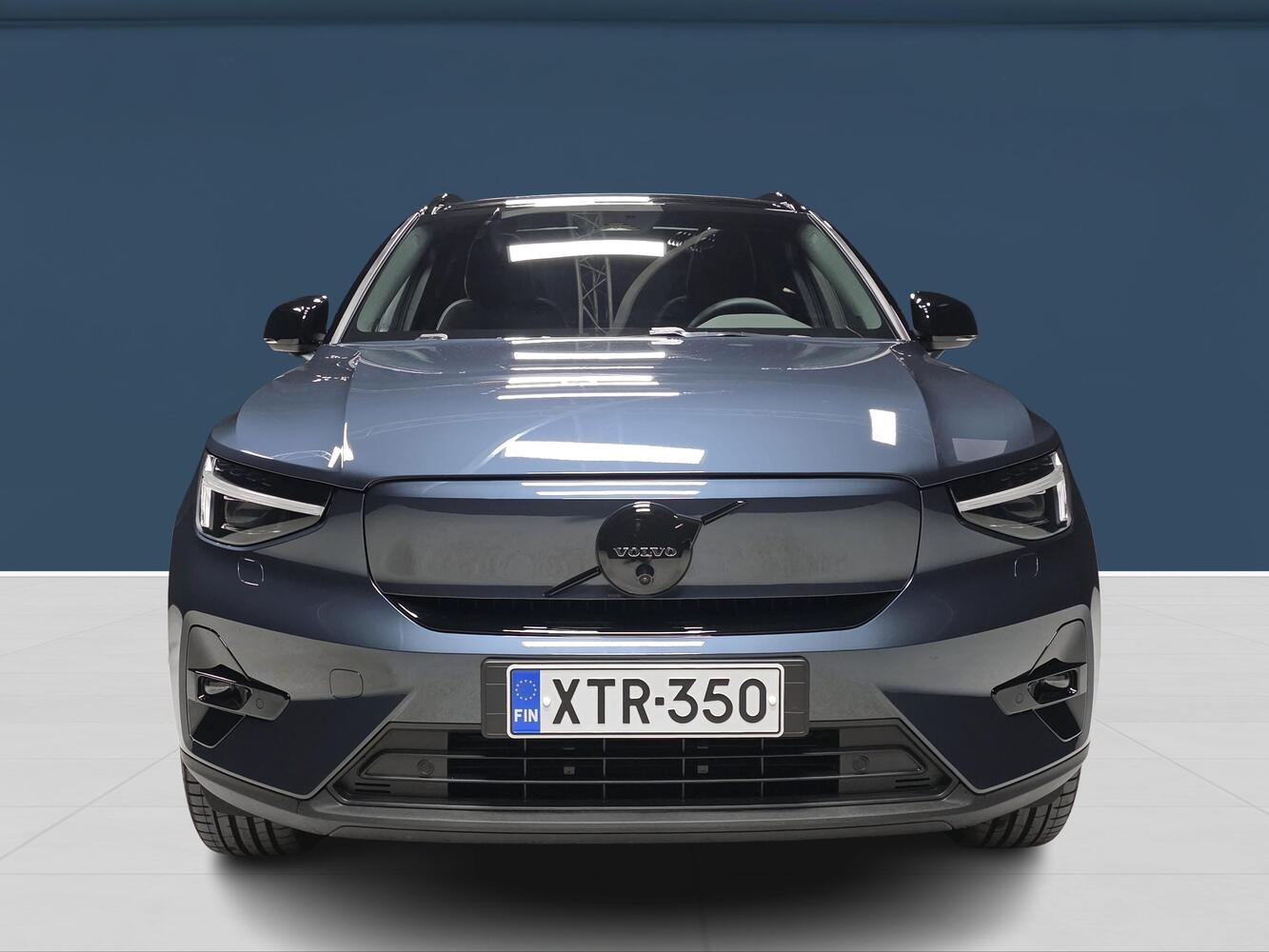 Volvo EX40 vaihtoauto