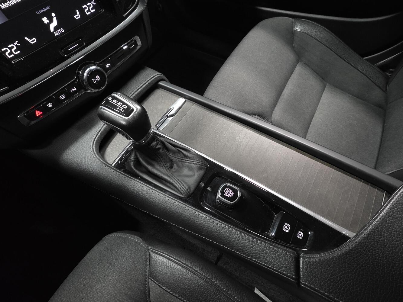 Volvo V90 Cross Country vaihtoauto