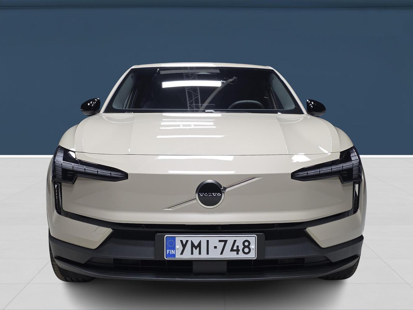 Volvo EX30 vaihtoauto