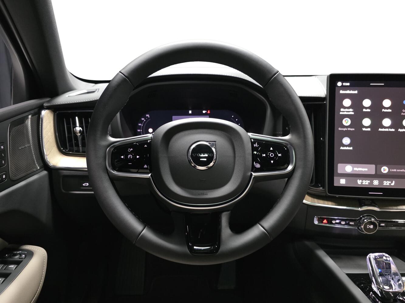 Volvo XC60 vaihtoauto