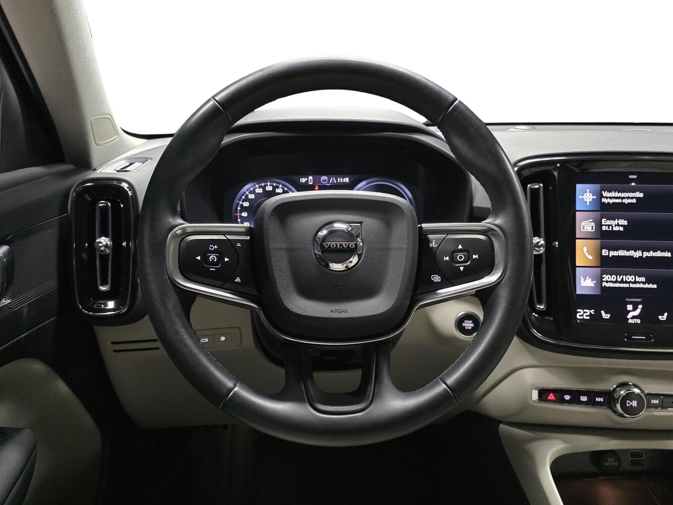 Volvo XC40 vaihtoauto