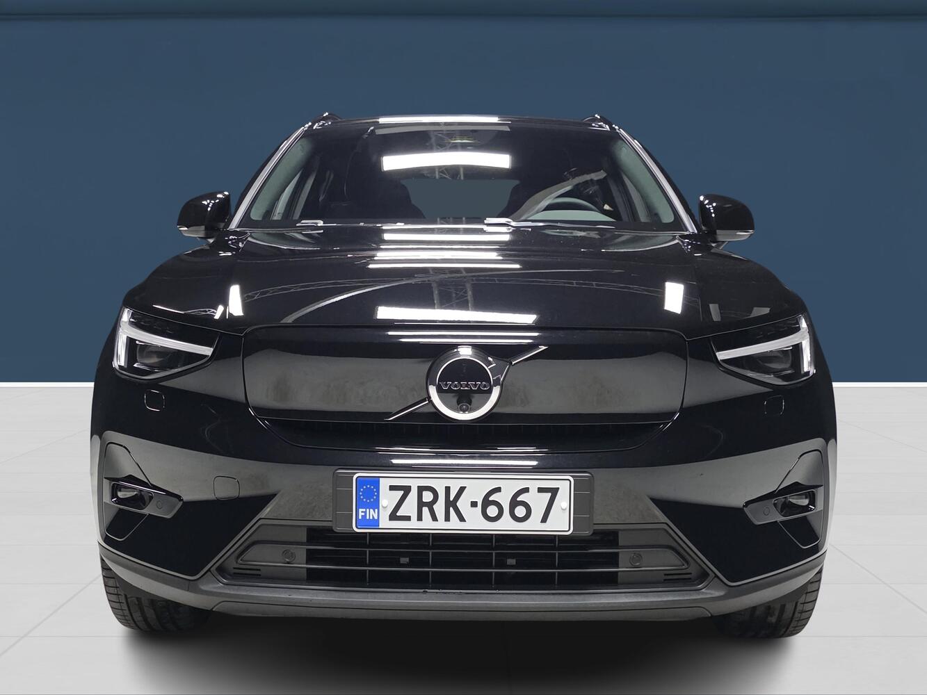 Volvo EX40 vaihtoauto