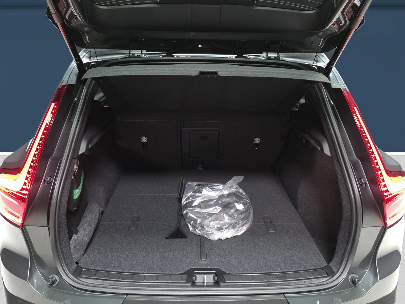 Volvo EX40 vaihtoauto