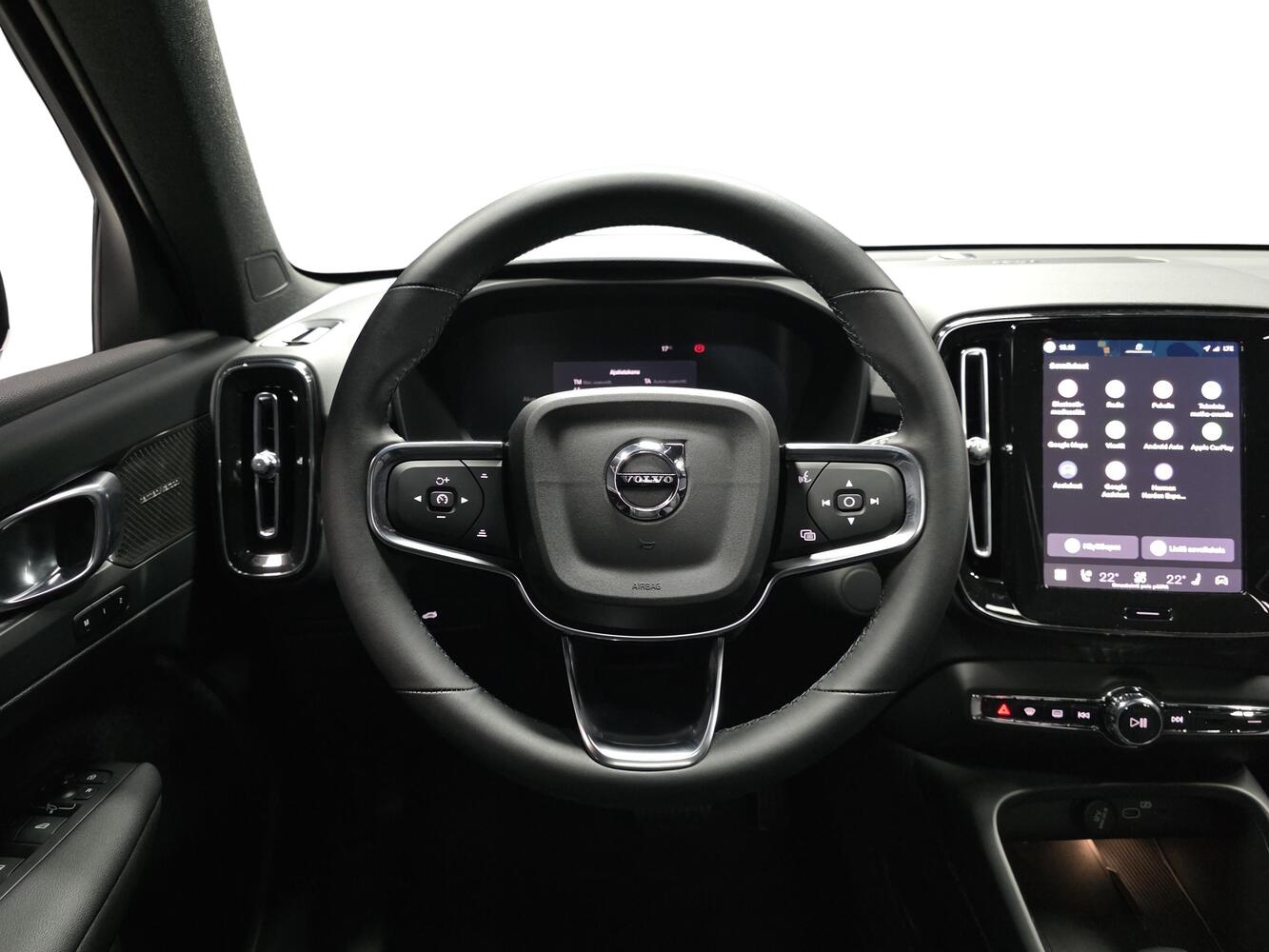 Volvo EX40 vaihtoauto
