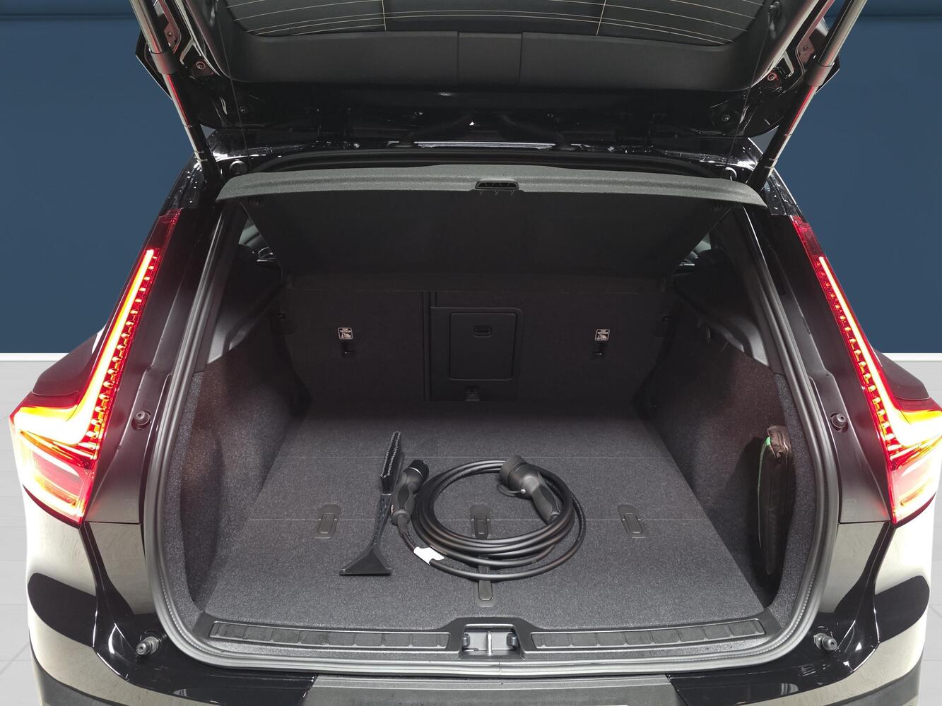 Volvo EX40 vaihtoauto