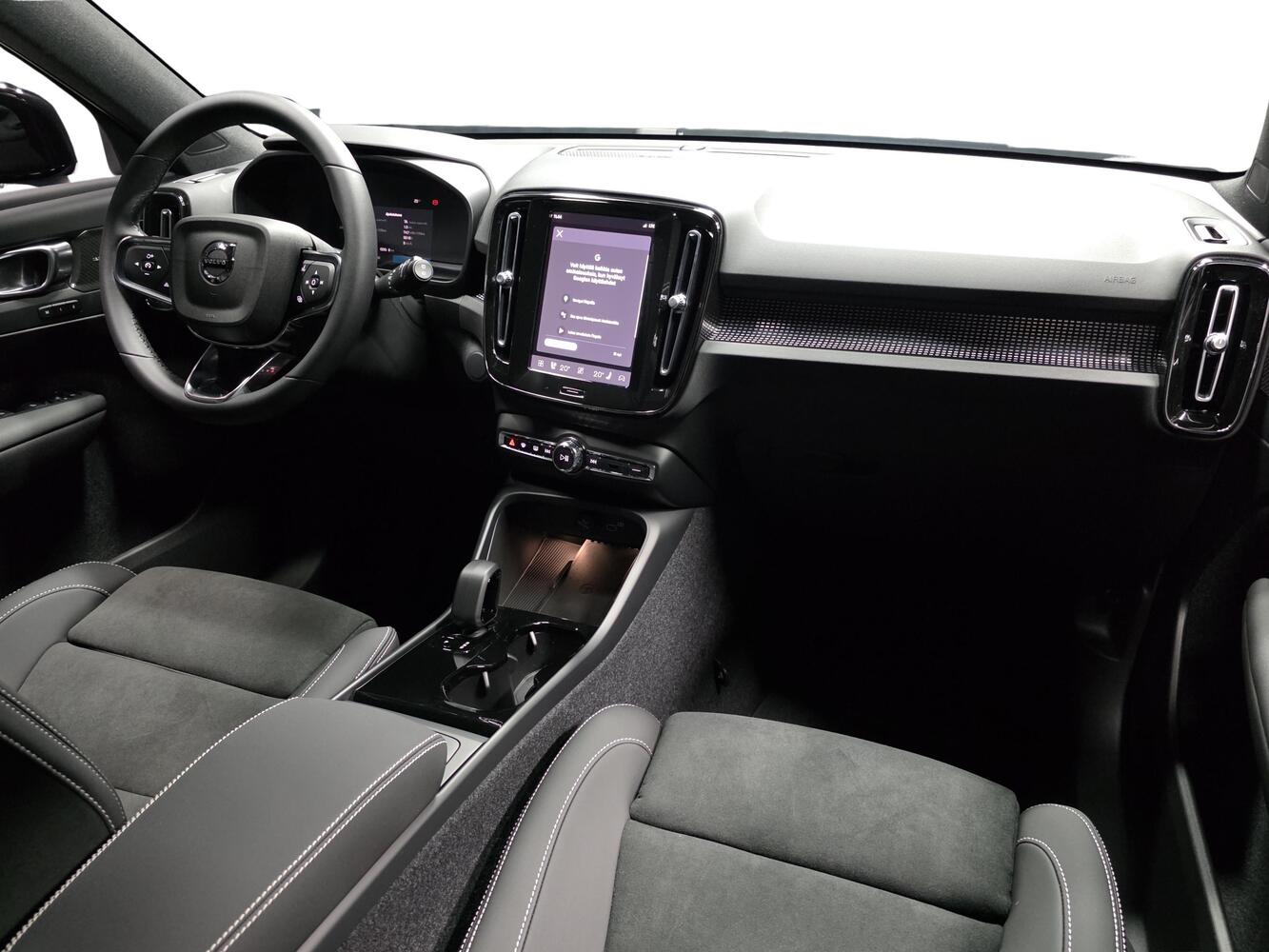 Volvo EX40 vaihtoauto