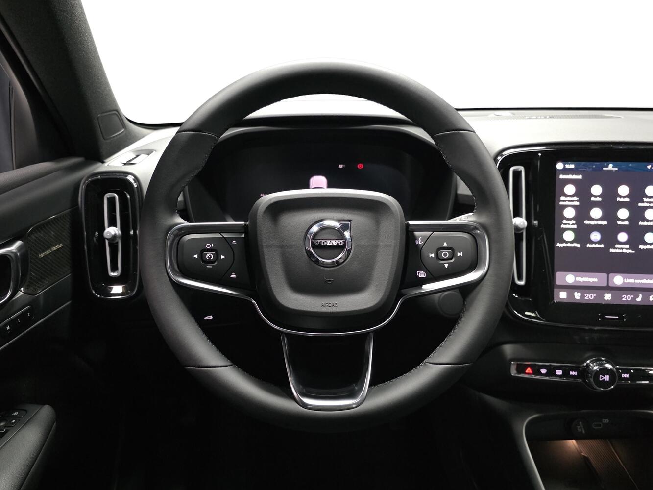 Volvo EX40 vaihtoauto