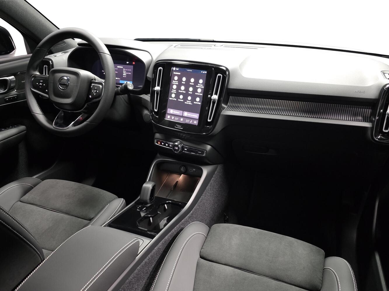 Volvo EX40 vaihtoauto