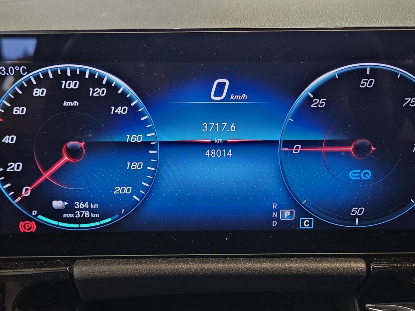 Mercedes-Benz EQA vaihtoauto