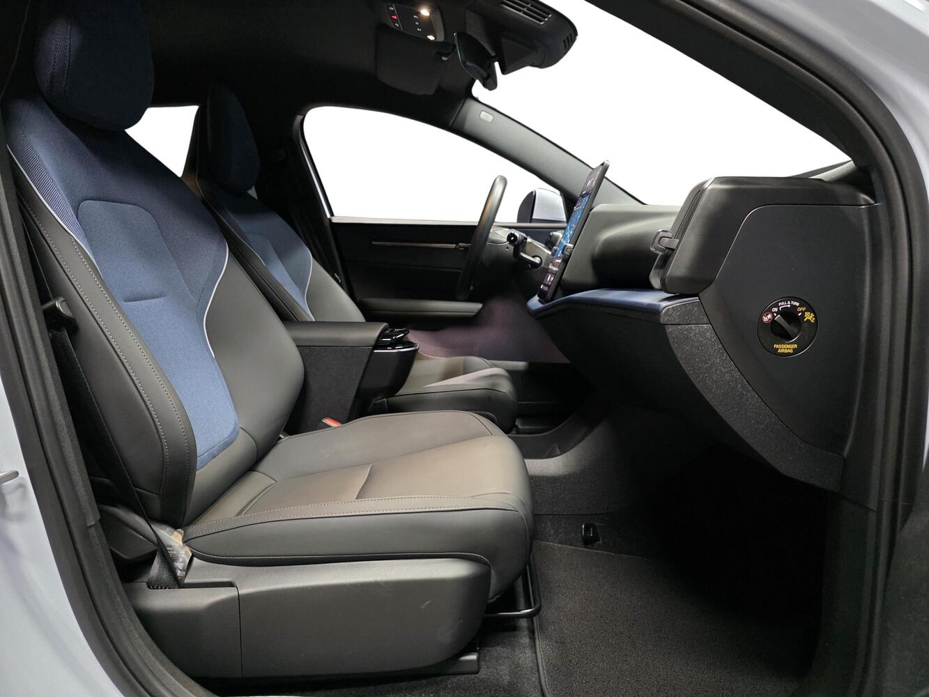 Volvo EX30 vaihtoauto