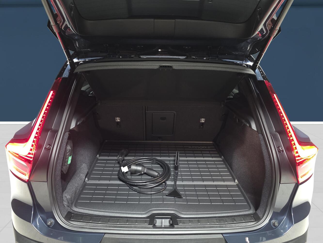 Volvo EX40 vaihtoauto