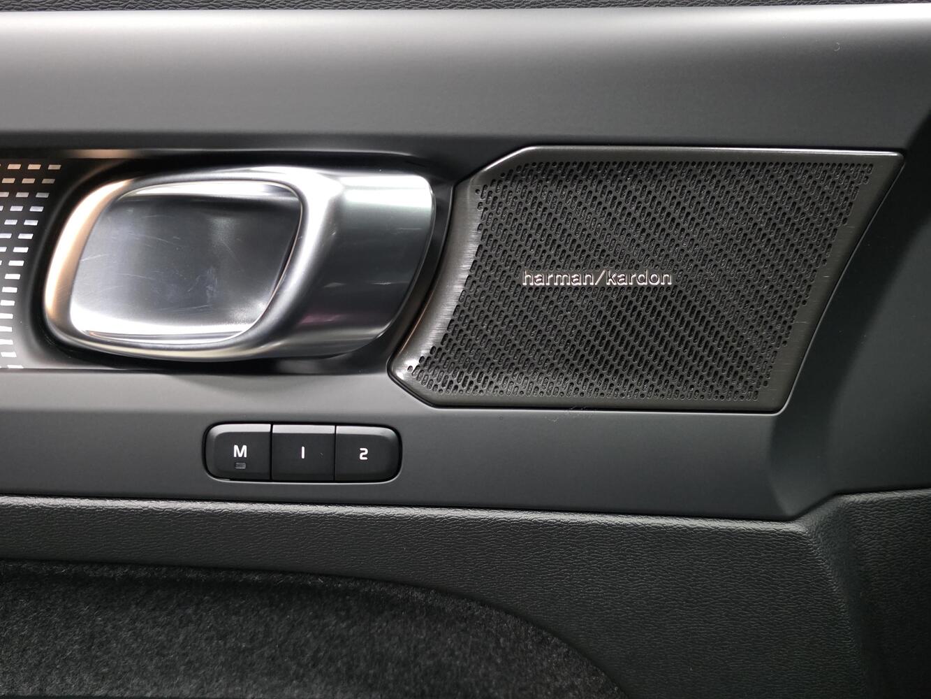 Volvo EX40 vaihtoauto