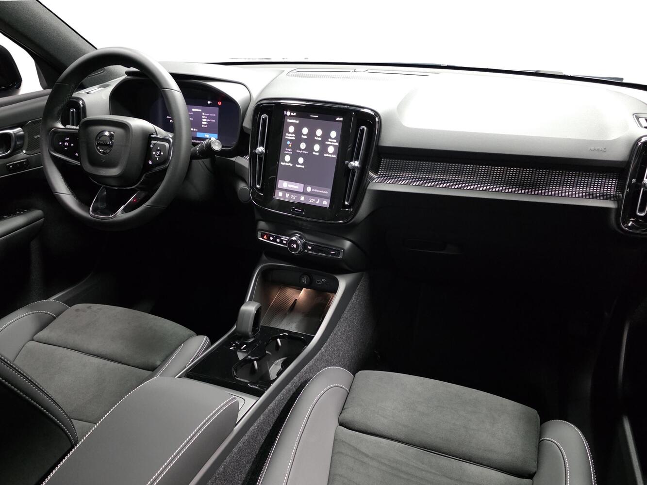 Volvo EX40 vaihtoauto