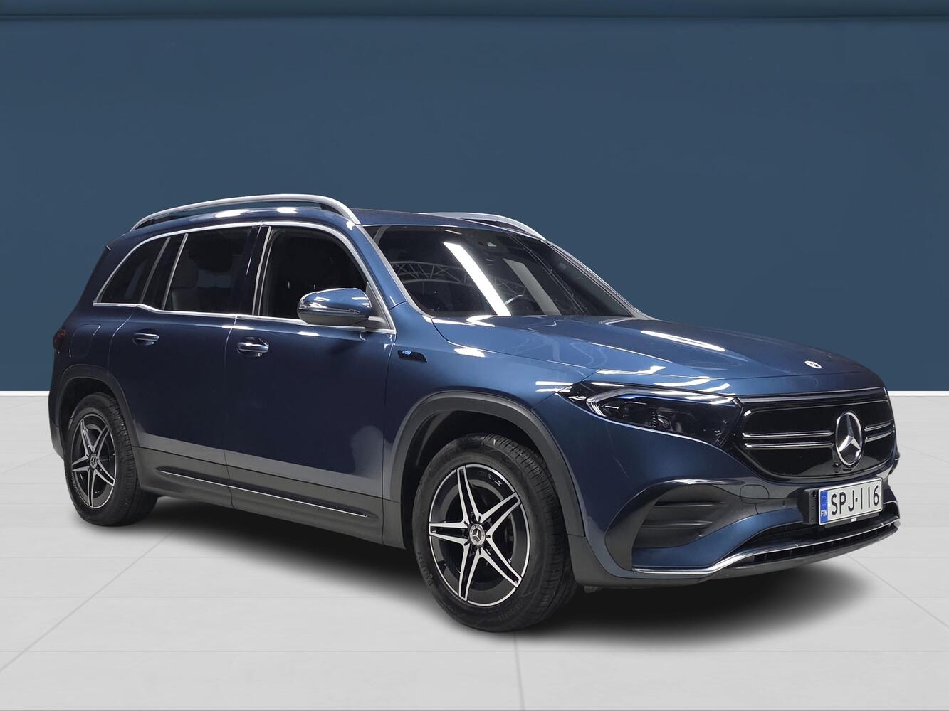 Mercedes-Benz EQB vaihtoauto