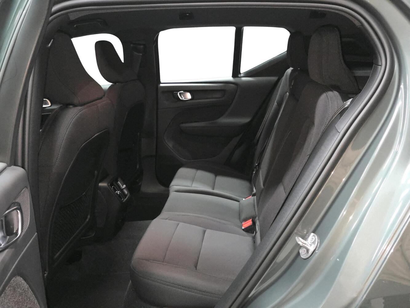 Volvo EX40 vaihtoauto