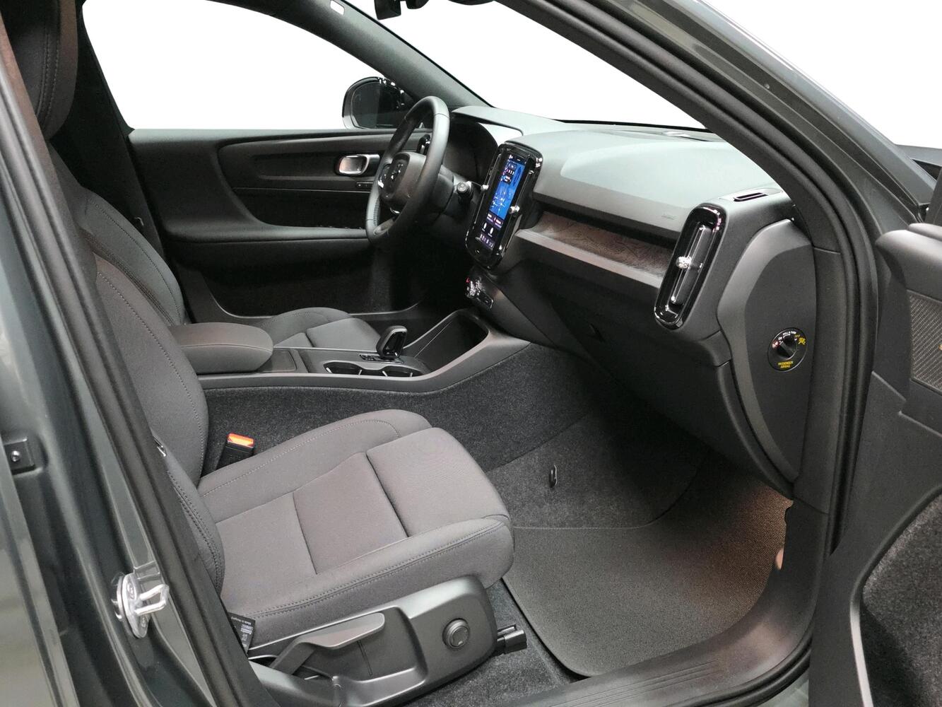 Volvo EX40 vaihtoauto
