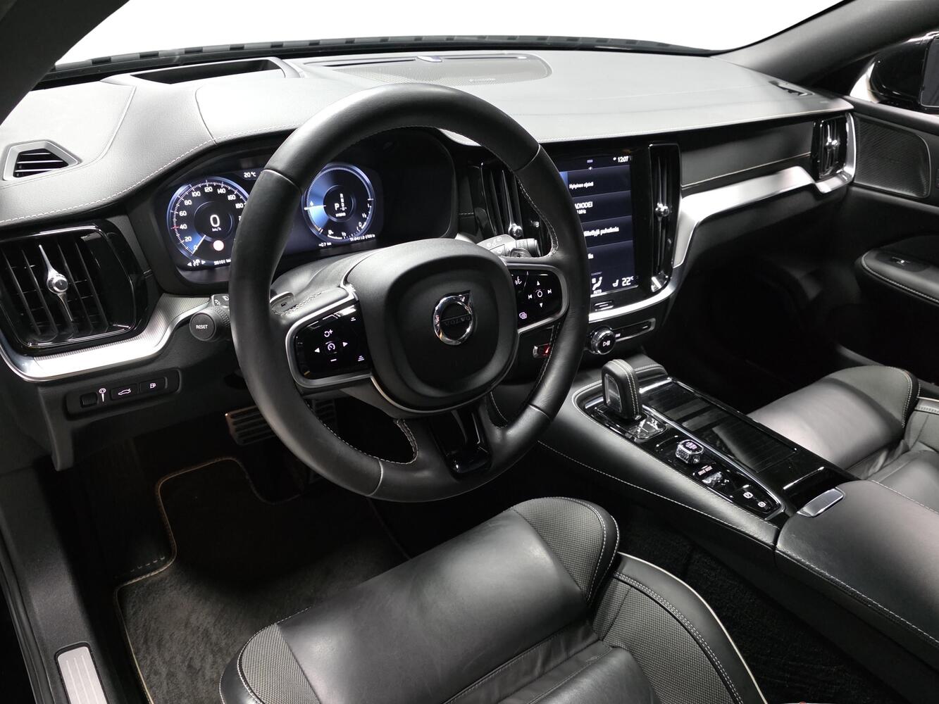 Volvo V60 vaihtoauto