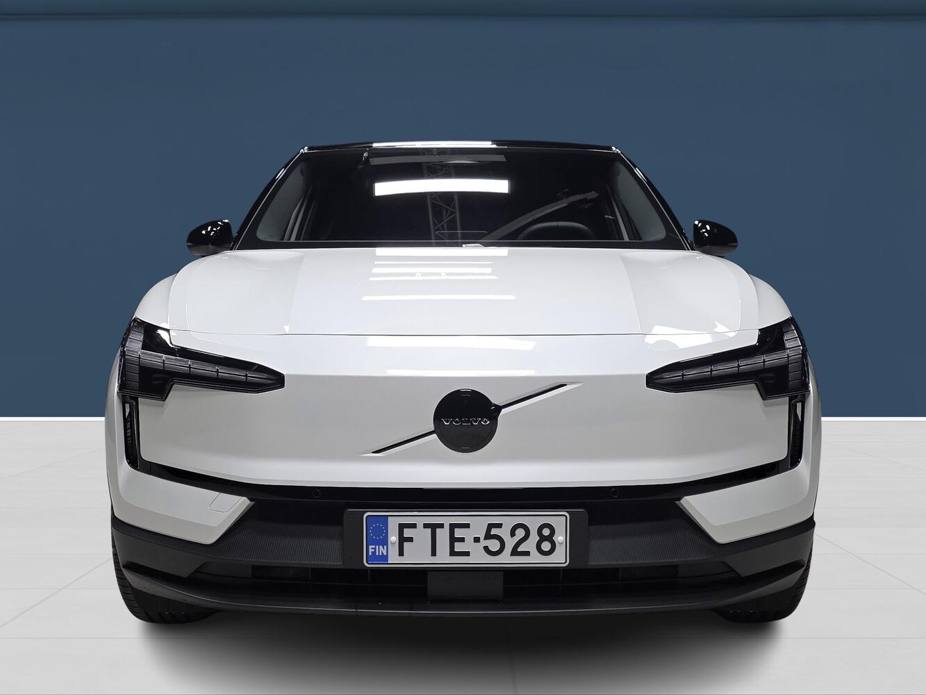 Volvo EX30 vaihtoauto