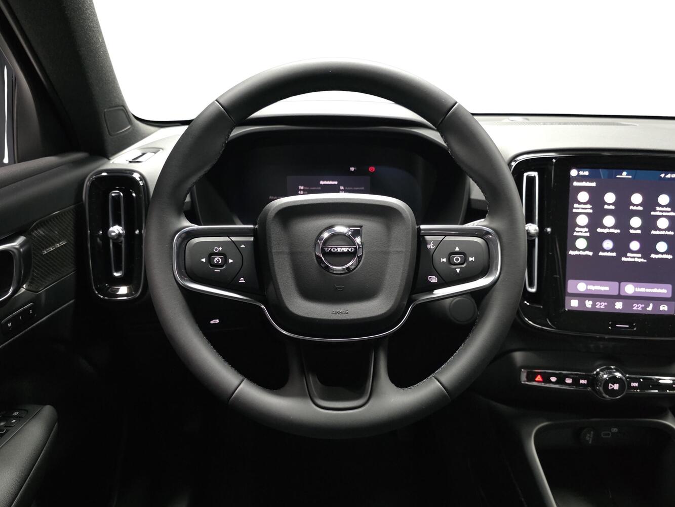 Volvo EX40 vaihtoauto