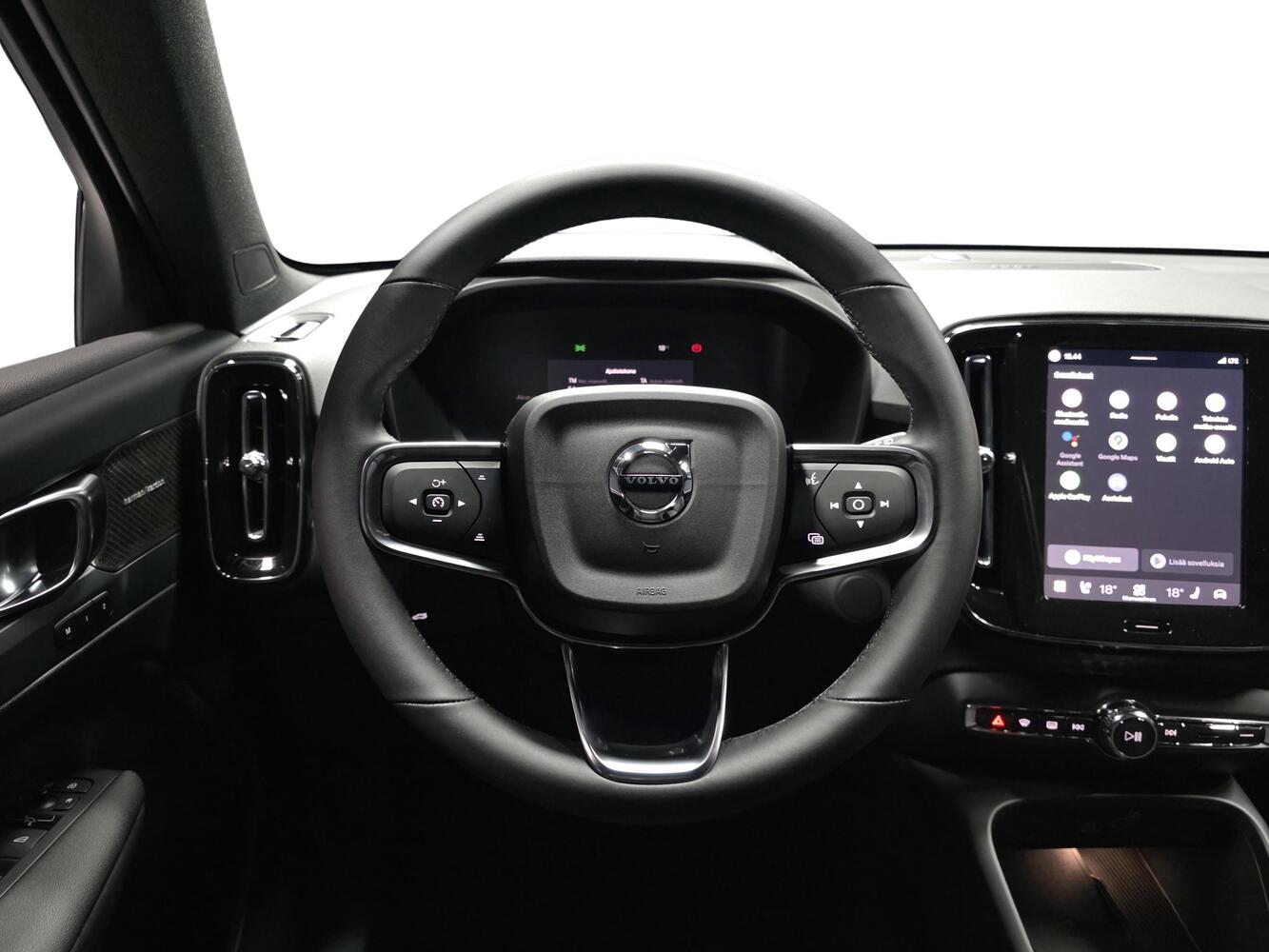 Volvo EX40 vaihtoauto