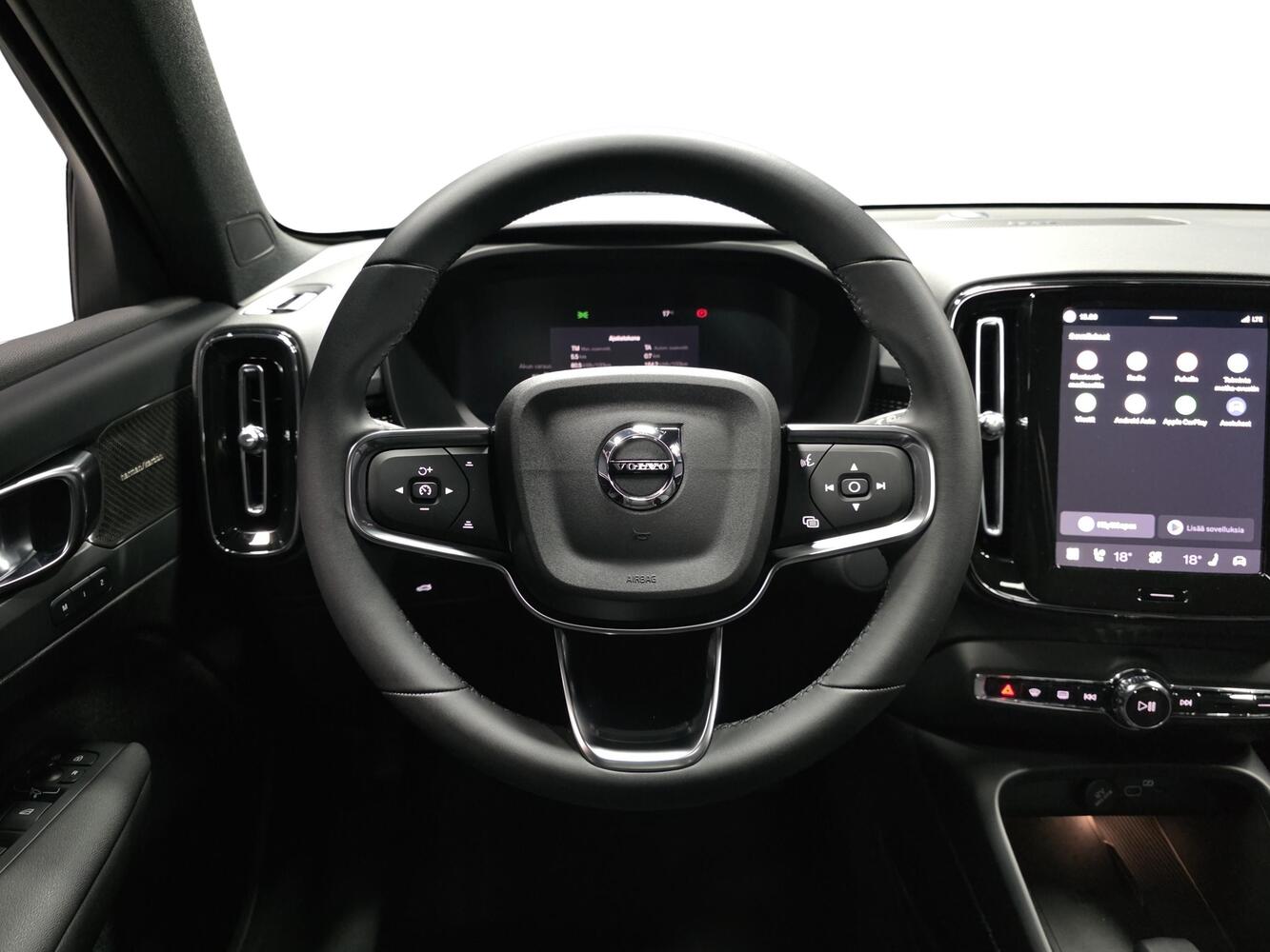 Volvo EX40 vaihtoauto