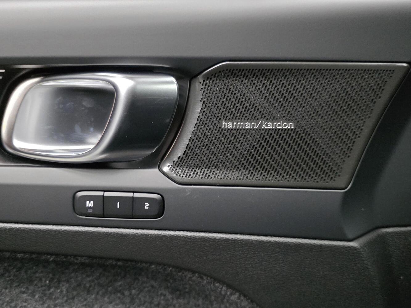 Volvo EX40 vaihtoauto