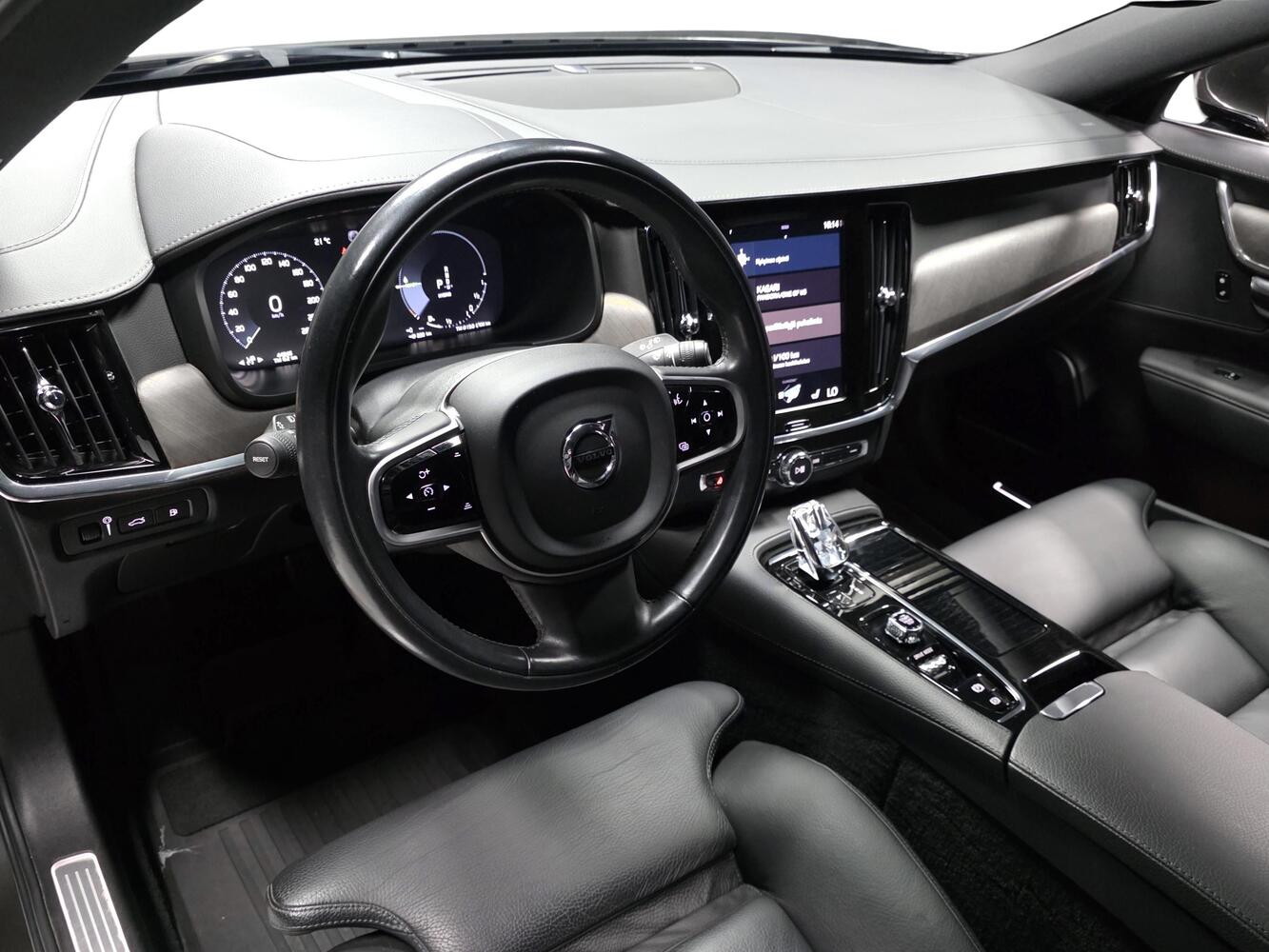 Volvo V90 vaihtoauto