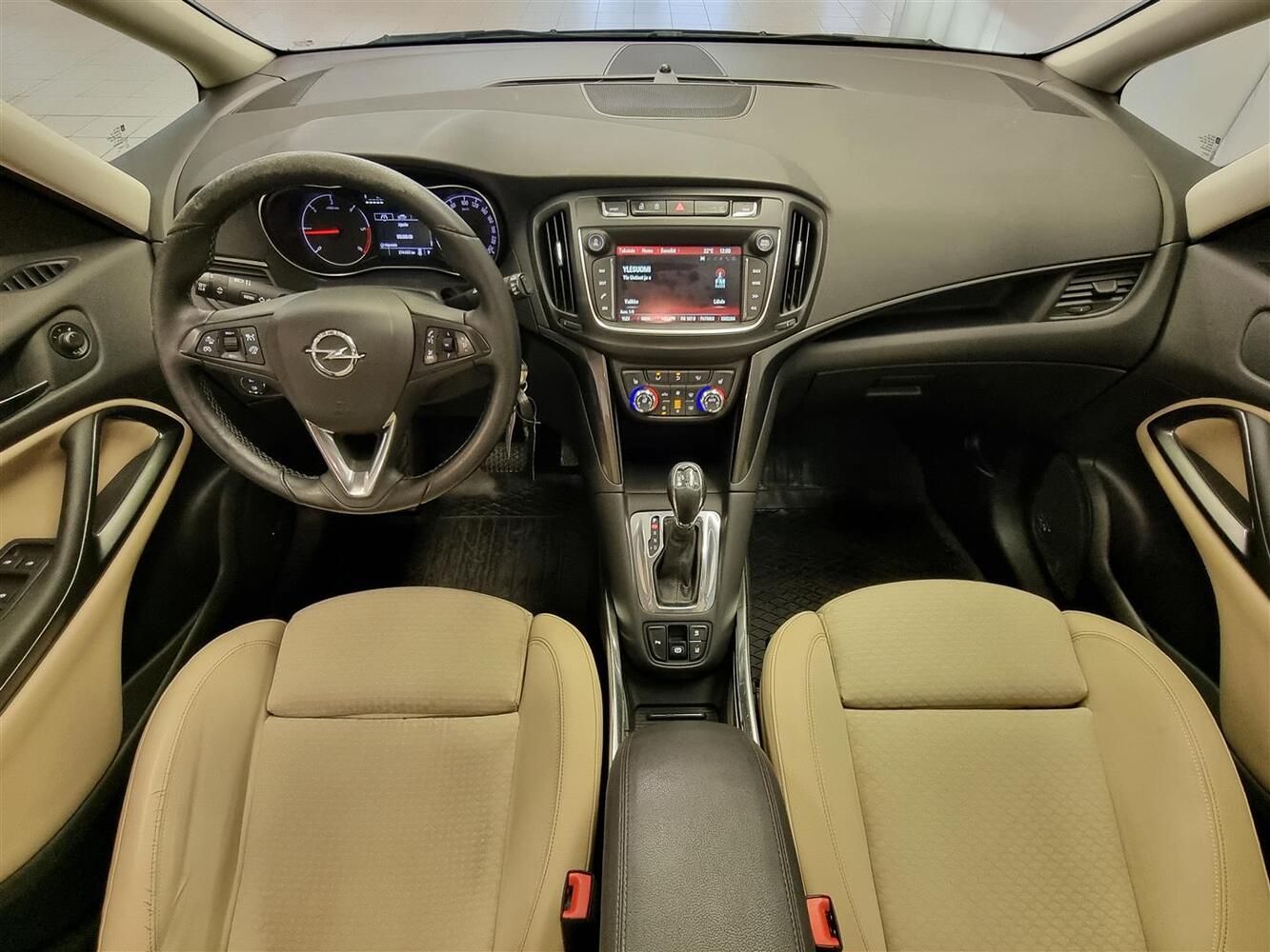 Opel Zafira vaihtoauto
