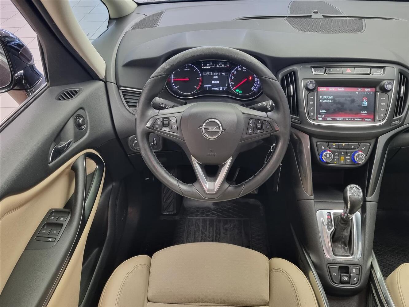 Opel Zafira vaihtoauto