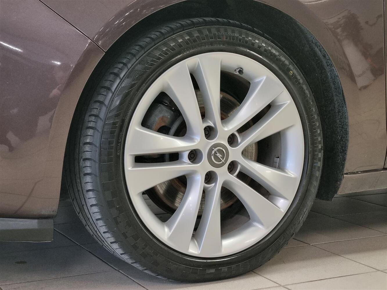Opel Zafira vaihtoauto