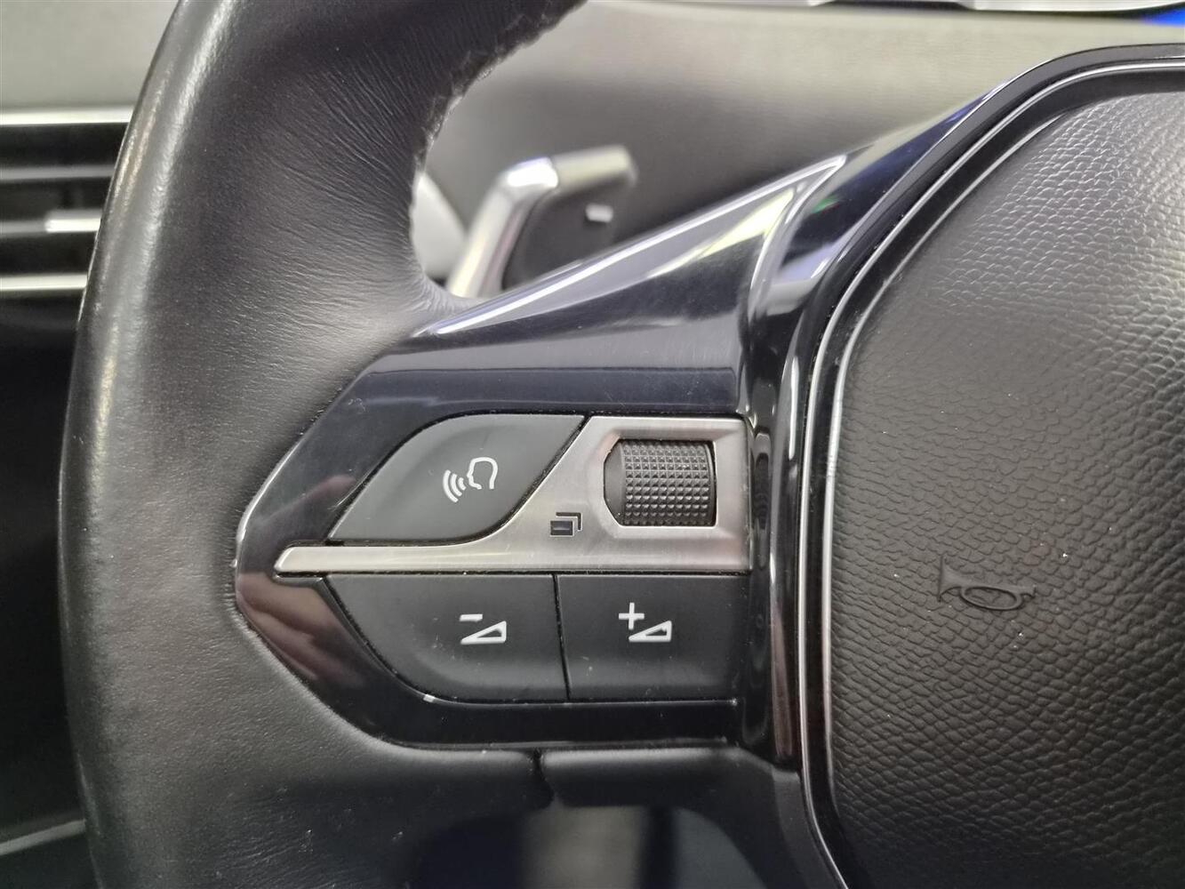 Peugeot 5008 vaihtoauto