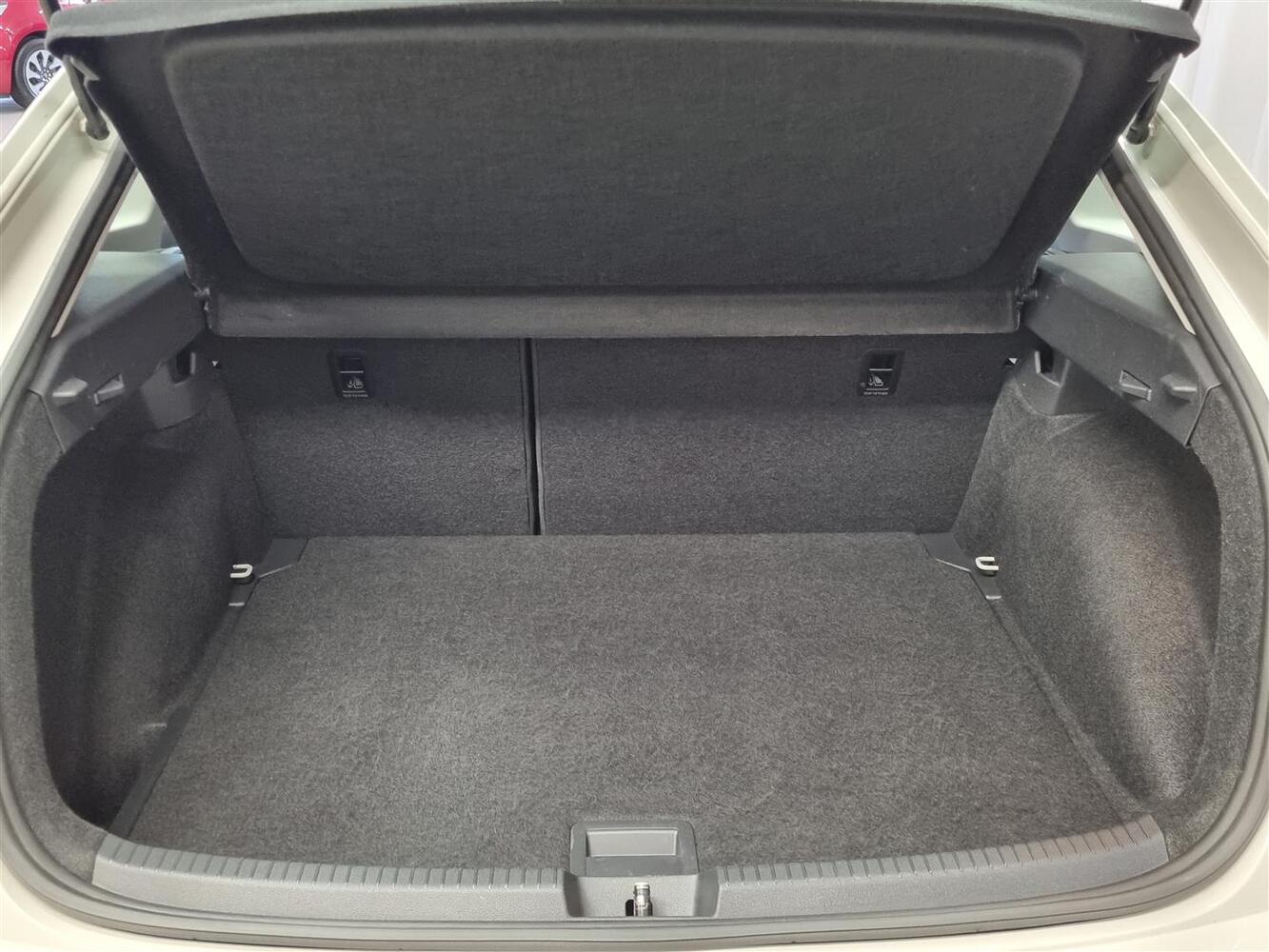 Volkswagen Taigo vaihtoauto