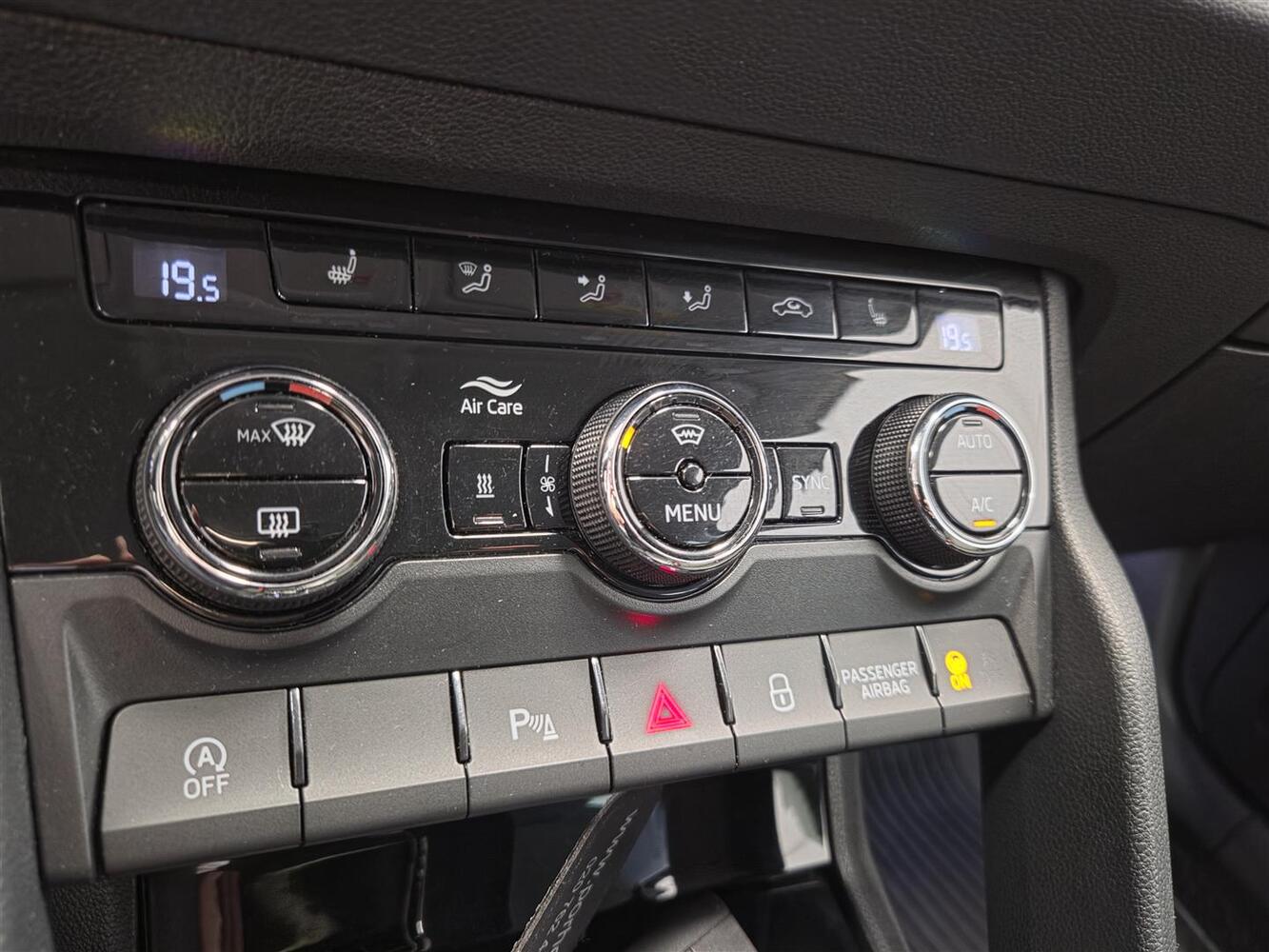 Skoda Karoq vaihtoauto