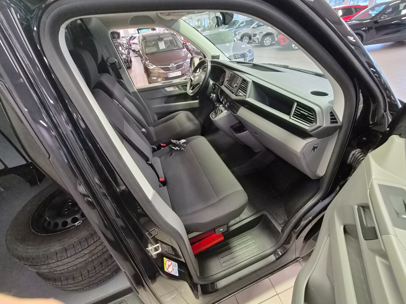 Volkswagen Transporter vaihtoauto