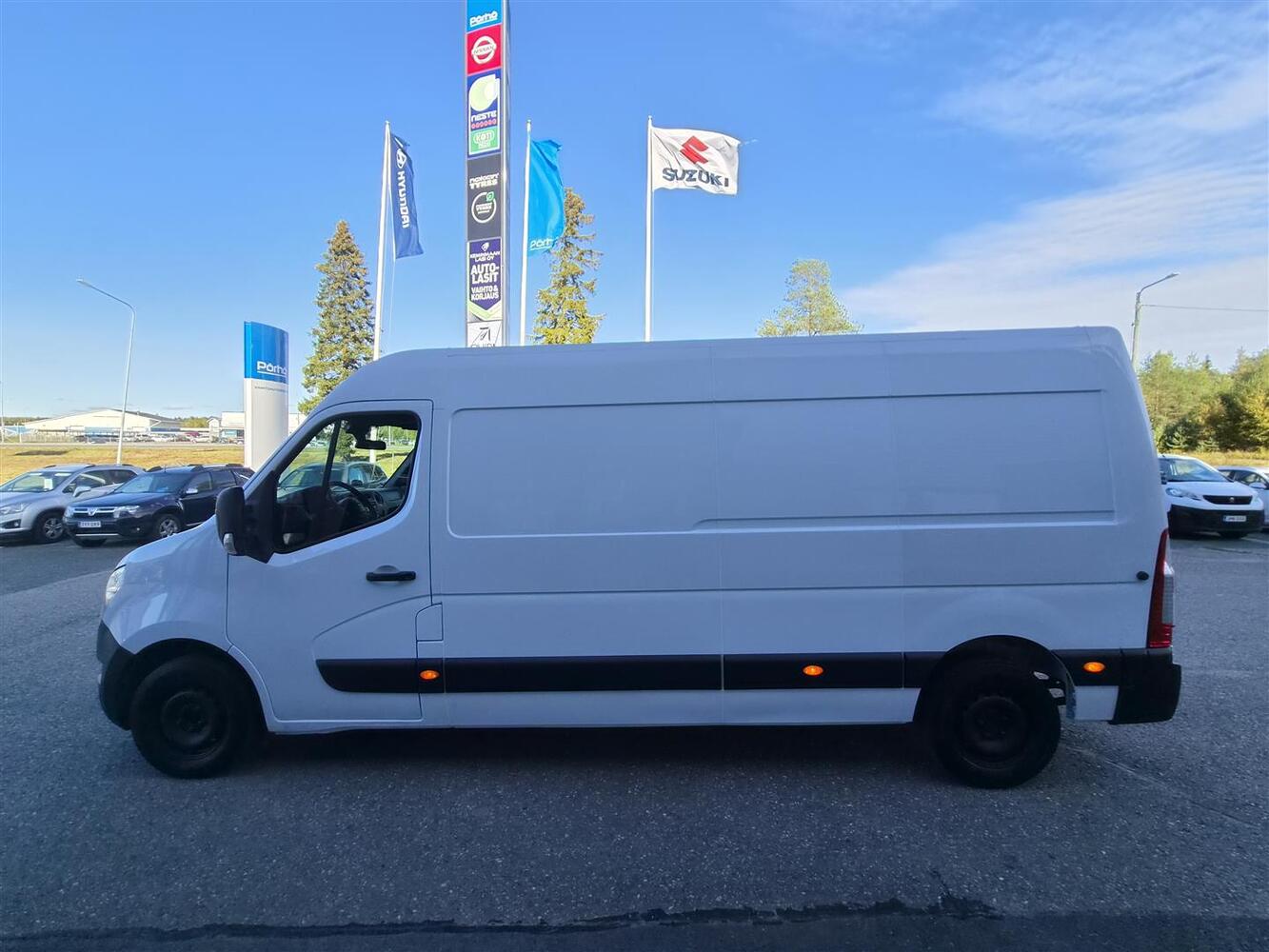 Nissan NV400 vaihtoauto