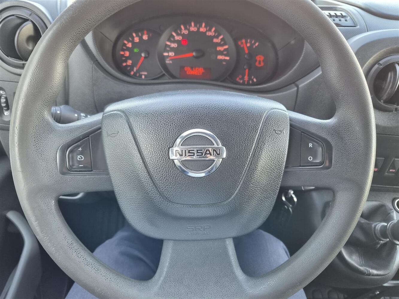 Nissan NV400 vaihtoauto