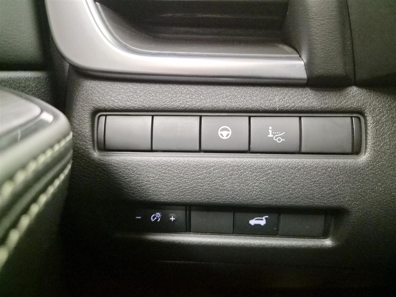 Nissan X-Trail vaihtoauto