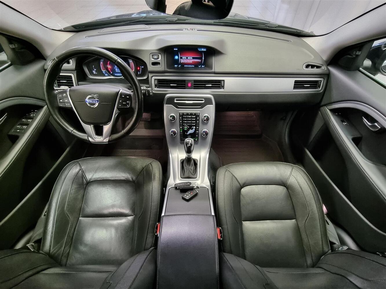 Volvo V70 vaihtoauto