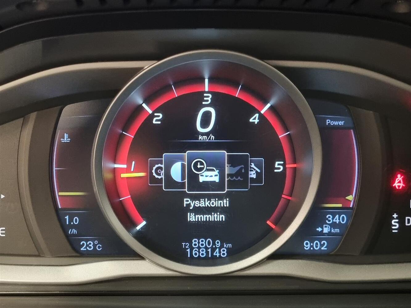 Volvo V70 vaihtoauto