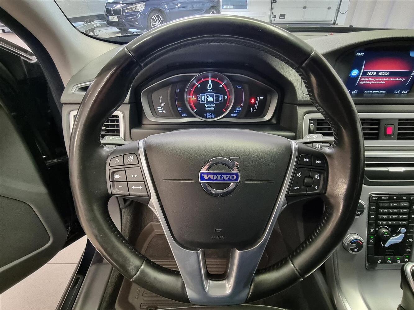 Volvo V70 vaihtoauto