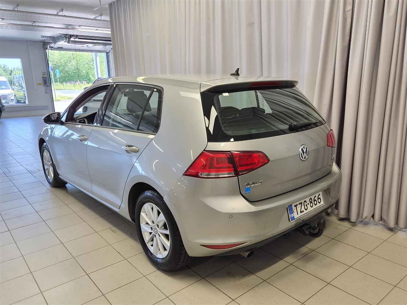 Volkswagen Golf vaihtoauto