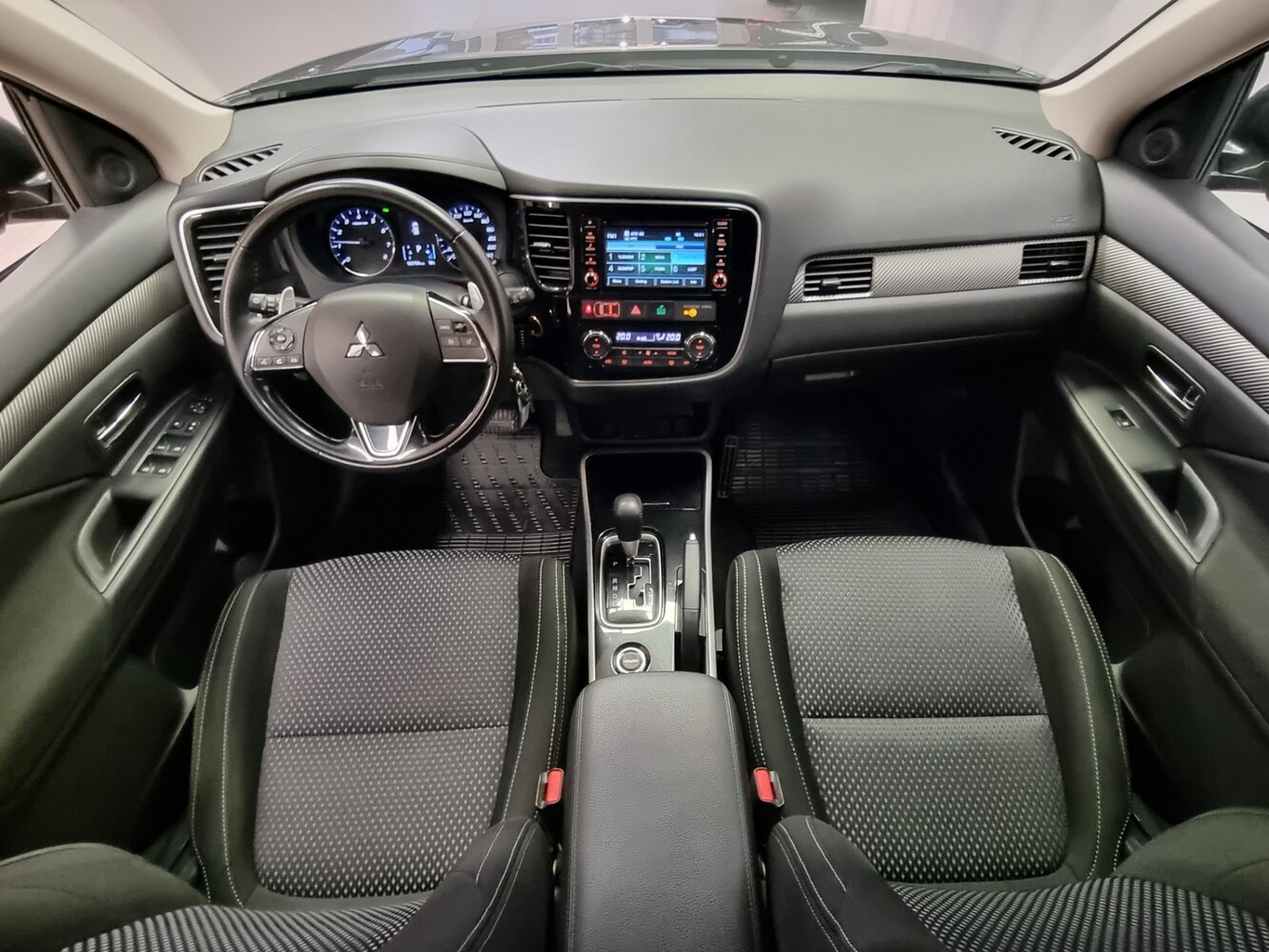 Mitsubishi Outlander vaihtoauto