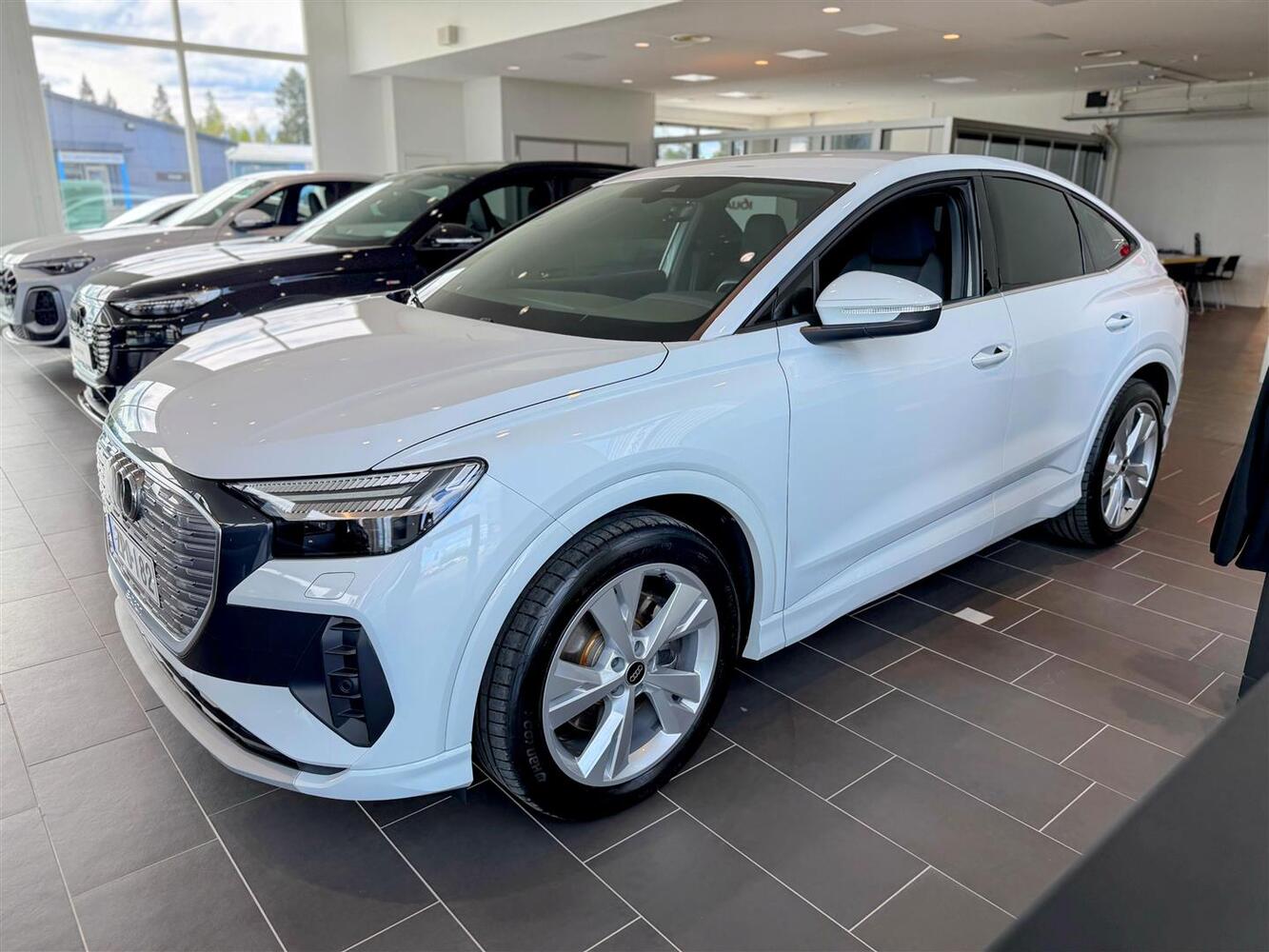 Audi Q4 e-tron vaihtoauto