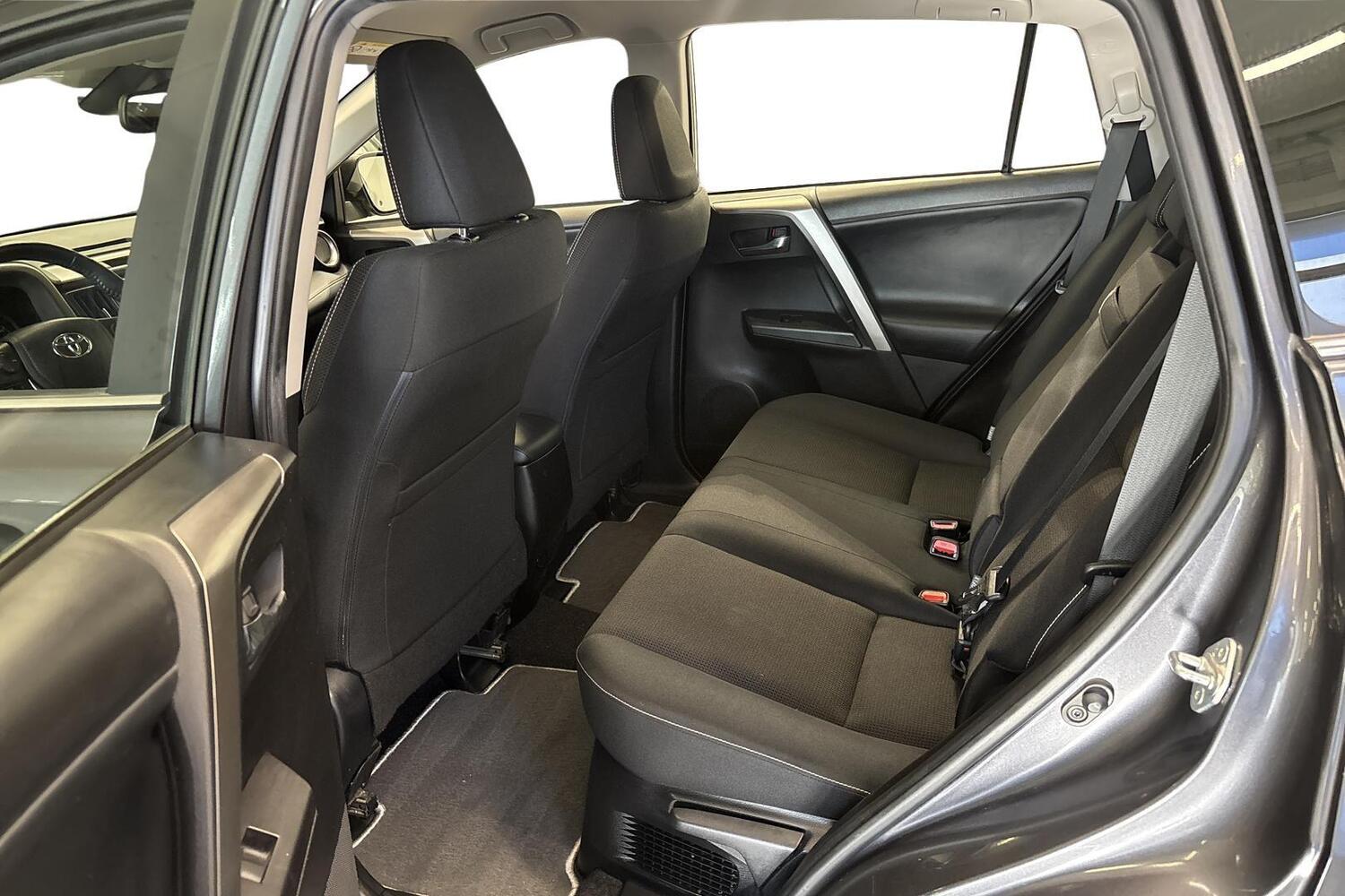 Toyota RAV4 vaihtoauto