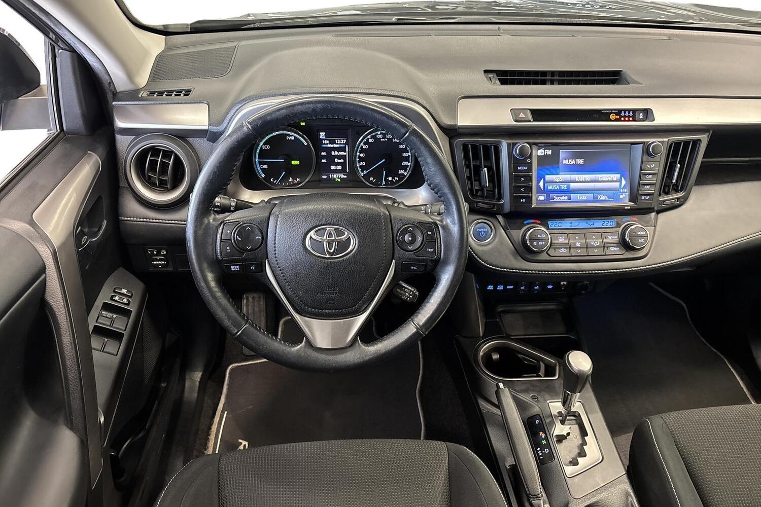 Toyota RAV4 vaihtoauto
