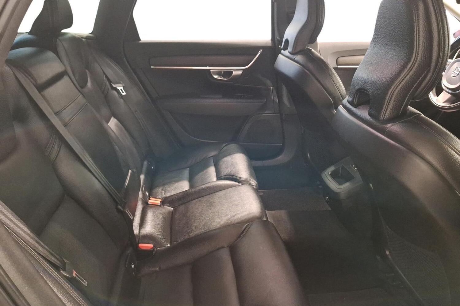 Volvo V90 Cross Country vaihtoauto