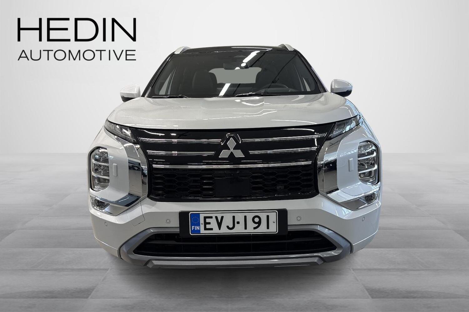 Mitsubishi Outlander vaihtoauto