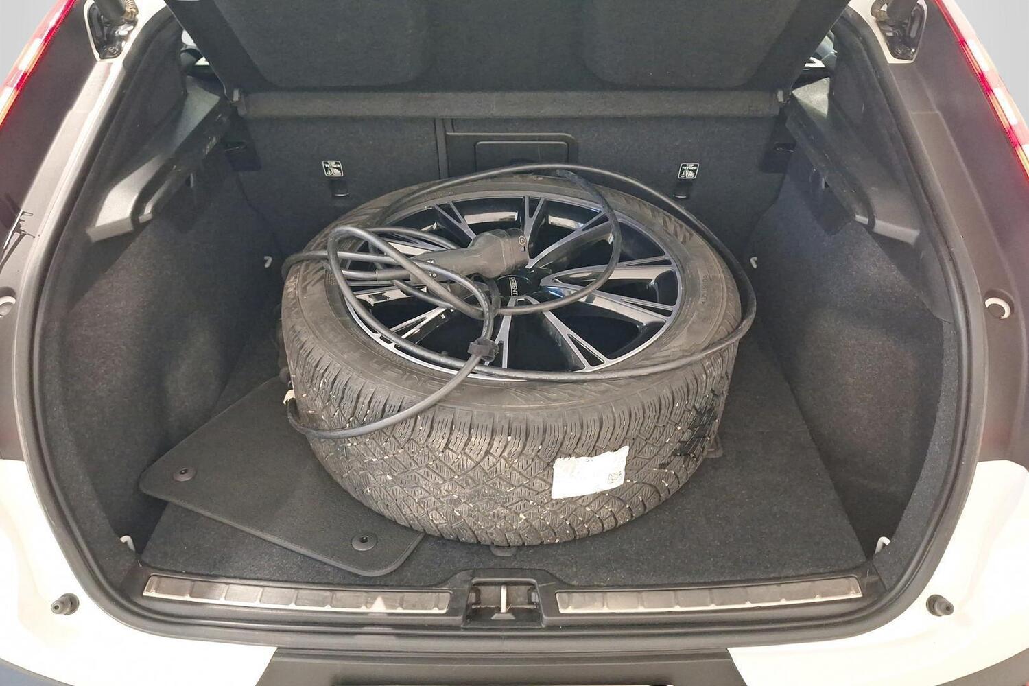 Volvo C40 vaihtoauto