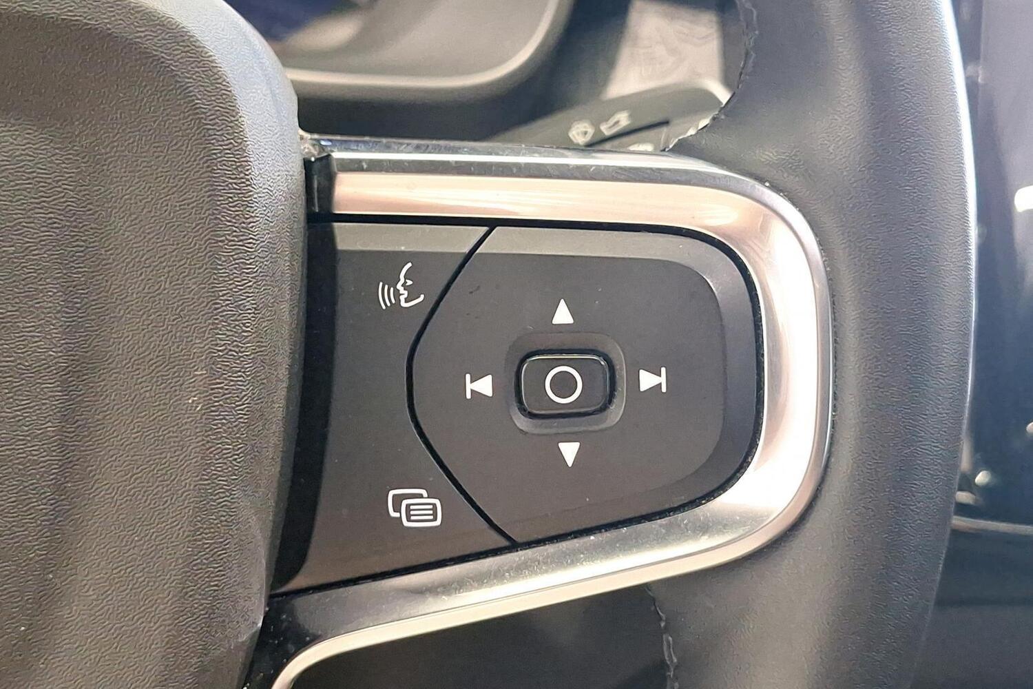 Volvo C40 vaihtoauto