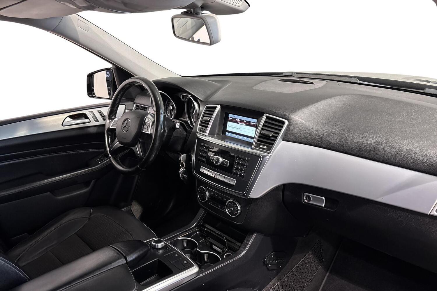 Mercedes-Benz ML vaihtoauto